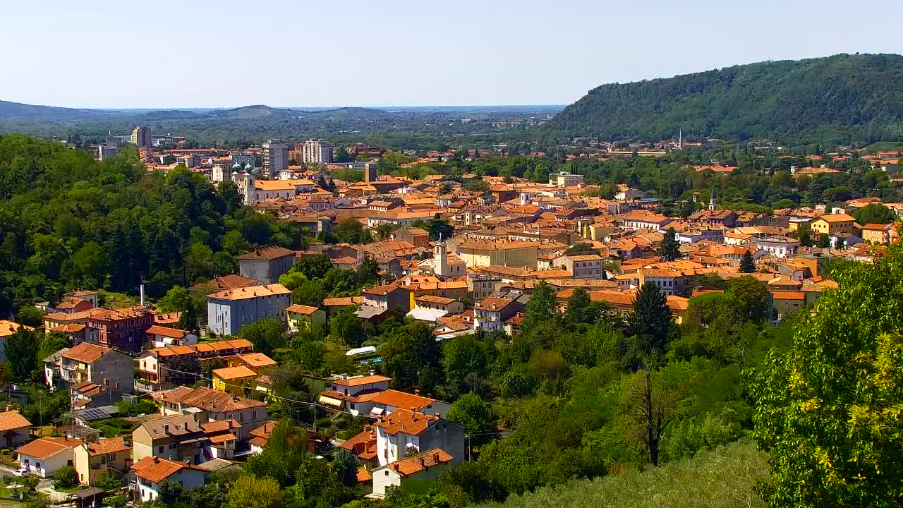 Nova Gorica y Gorizia: Impresionantes Vistas desde el Monasterio Franciscano de Kostanjevica