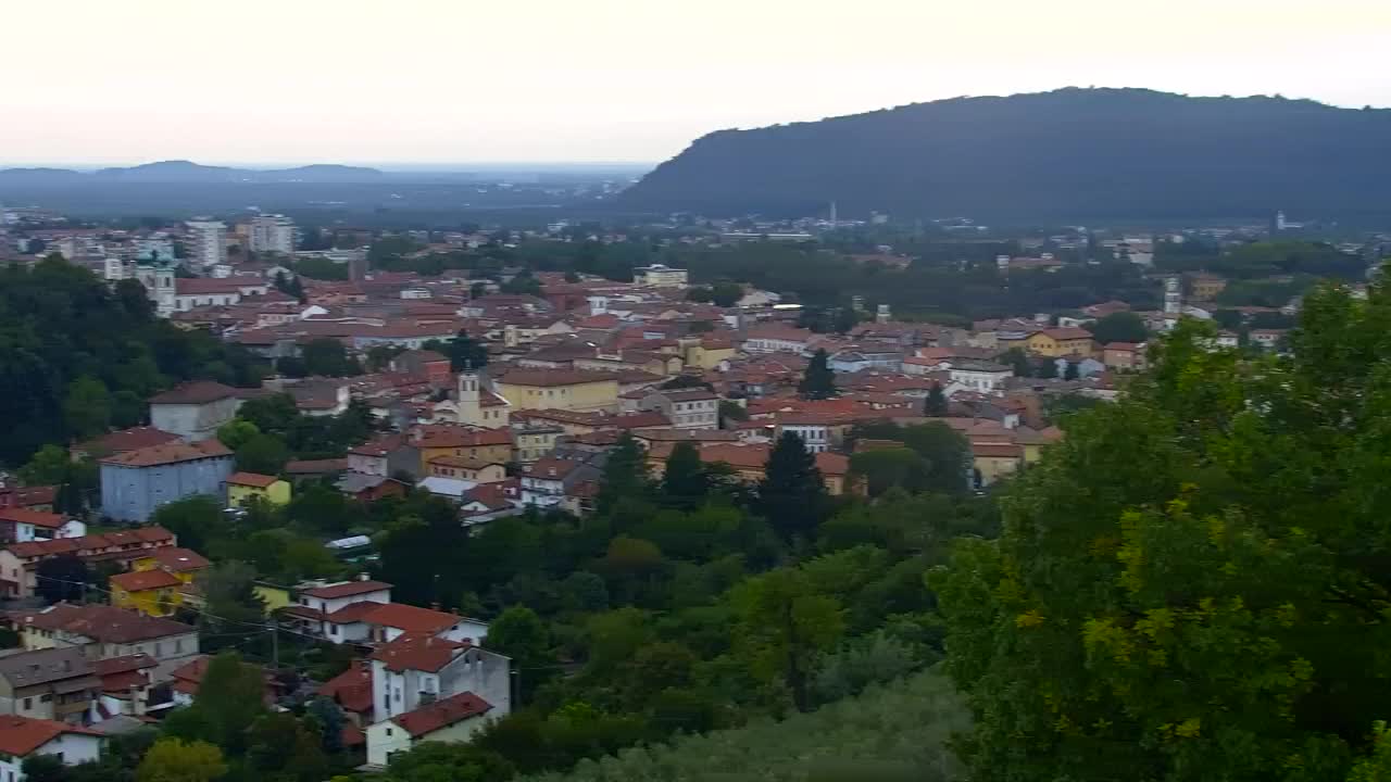 Nova Gorica in Gorica: Čudovit Razgled iz Frančiškanskega Samostana Kostanjevica