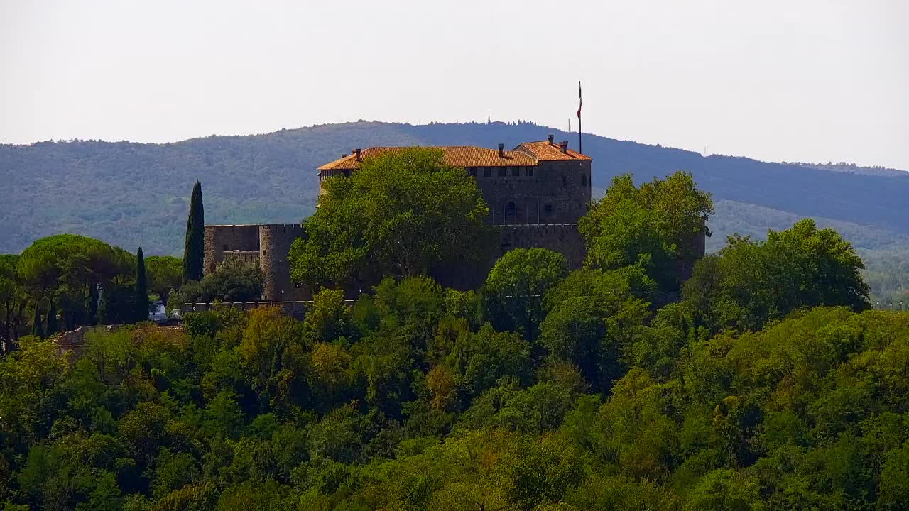 Nova Gorica y Gorizia: Impresionantes Vistas desde el Monasterio Franciscano de Kostanjevica