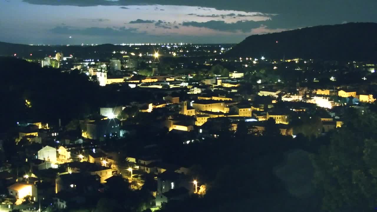Nova Gorica i Gorica: Prekrasan Pogled iz Franjevačkog Samostana Kostanjevica