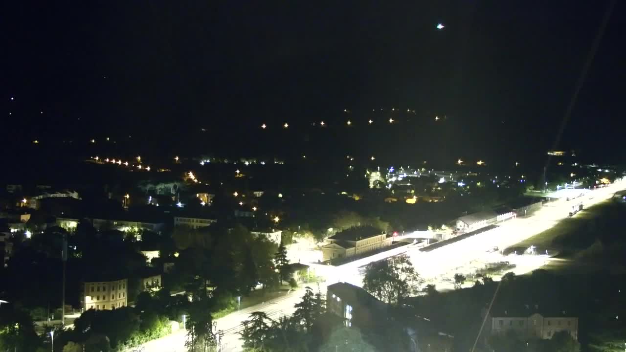 Nova Gorica e Gorizia: Panorama Mozzafiato dal Convento Francescano di Castagnevizza