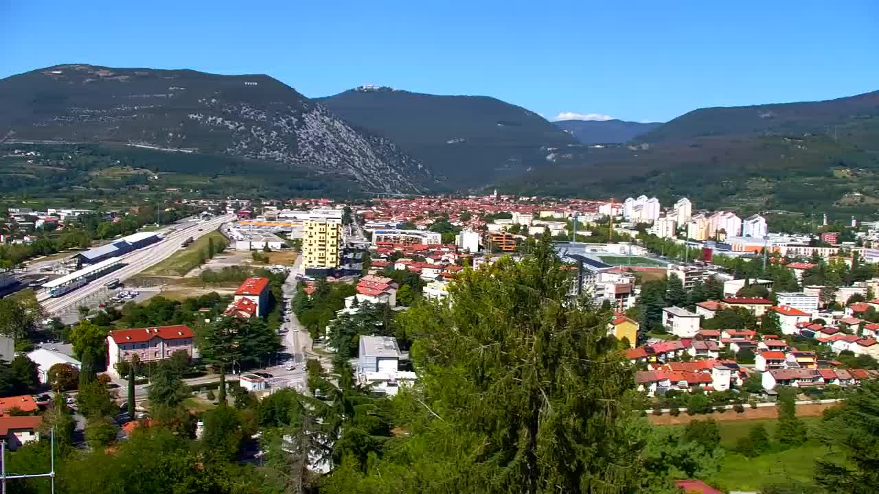 Nova Gorica und Görz: Atemberaubende Aussicht vom Franziskanerkloster Kostanjevica