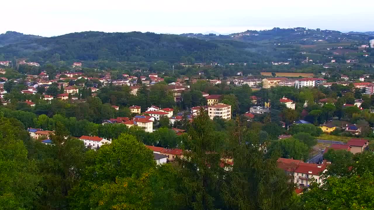 Nova Gorica i Gorica: Prekrasan Pogled iz Franjevačkog Samostana Kostanjevica