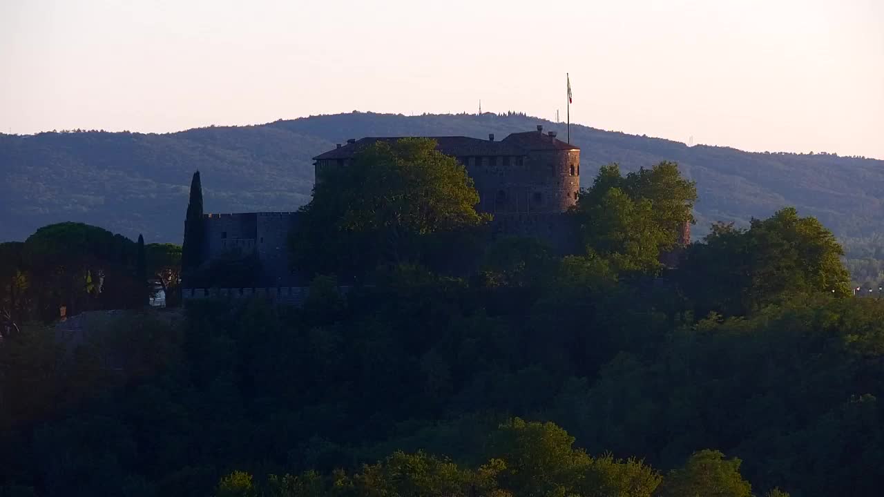 Nova Gorica und Görz: Atemberaubende Aussicht vom Franziskanerkloster Kostanjevica