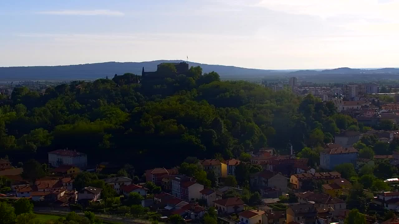 Nova Gorica i Gorica: Prekrasan Pogled iz Franjevačkog Samostana Kostanjevica