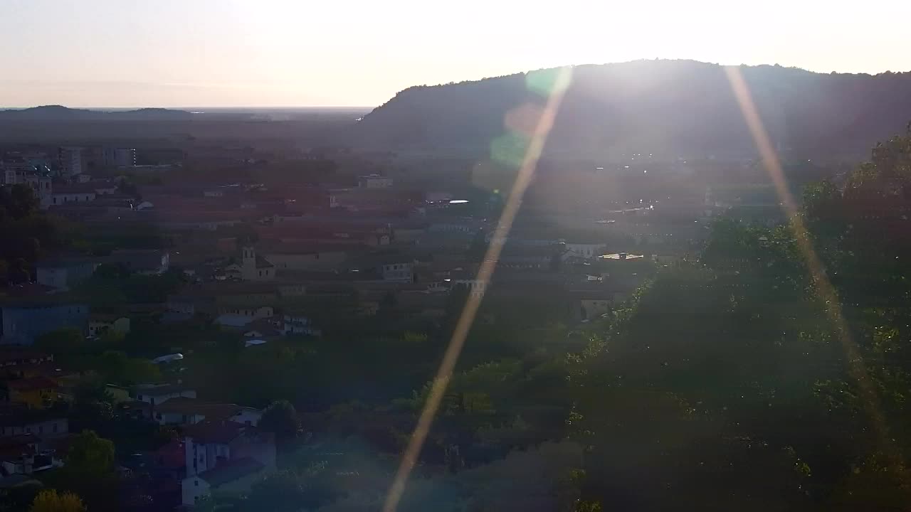 Nova Gorica e Gorizia: Panorama Mozzafiato dal Convento Francescano di Castagnevizza