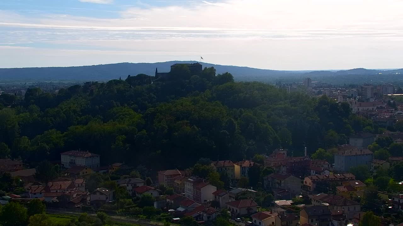 Nova Gorica i Gorica: Prekrasan Pogled iz Franjevačkog Samostana Kostanjevica
