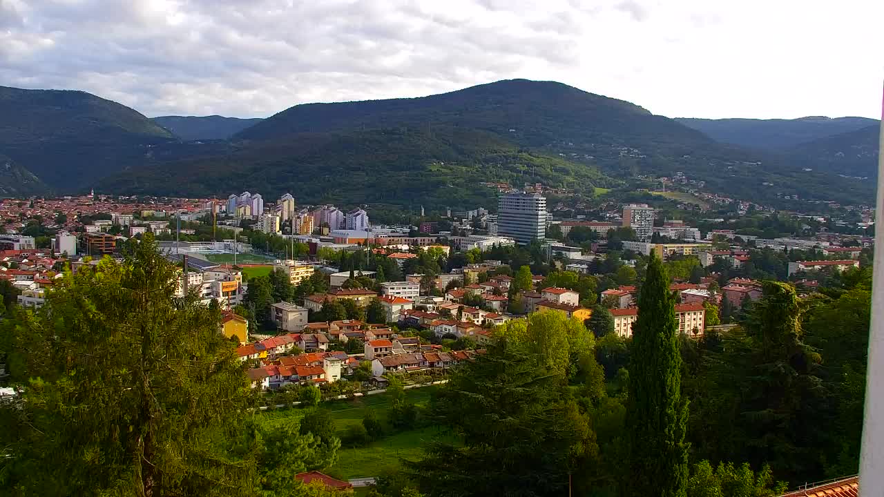 Nova Gorica in Gorica: Čudovit Razgled iz Frančiškanskega Samostana Kostanjevica