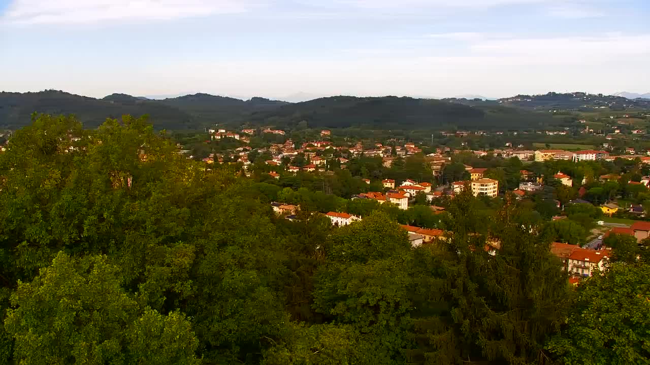 Nova Gorica e Gorizia: Panorama Mozzafiato dal Convento Francescano di Castagnevizza