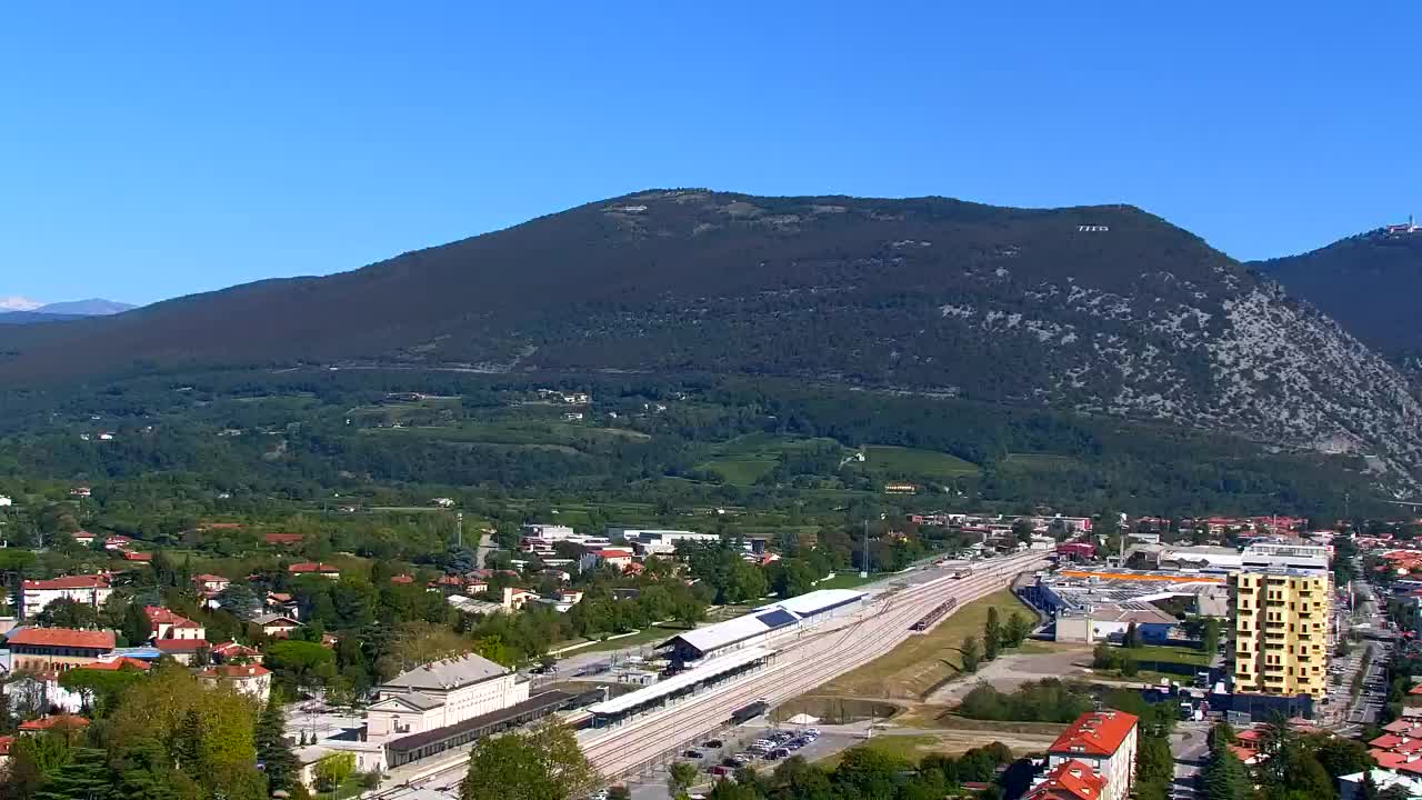 Nova Gorica y Gorizia: Impresionantes Vistas desde el Monasterio Franciscano de Kostanjevica