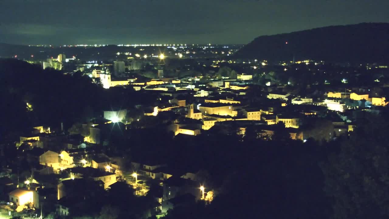 Nova Gorica e Gorizia: Panorama Mozzafiato dal Convento Francescano di Castagnevizza
