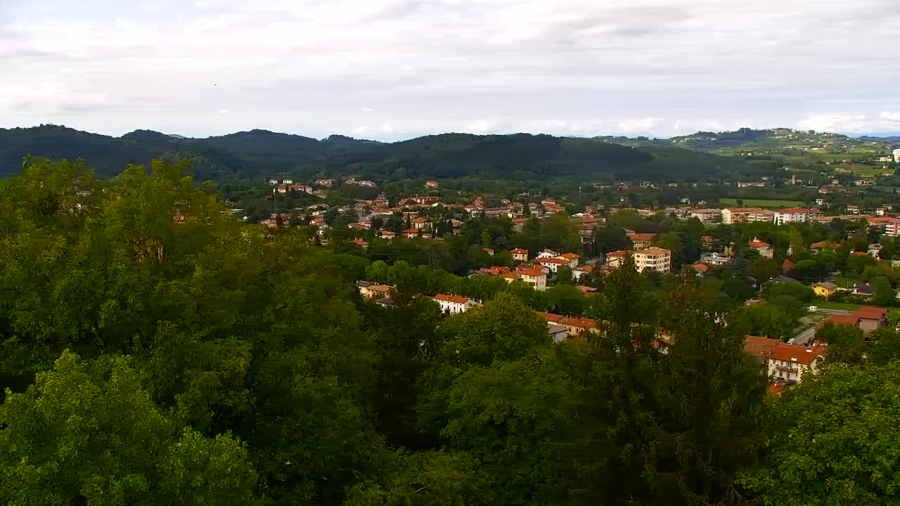 Nova Gorica i Gorica: Prekrasan Pogled iz Franjevačkog Samostana Kostanjevica