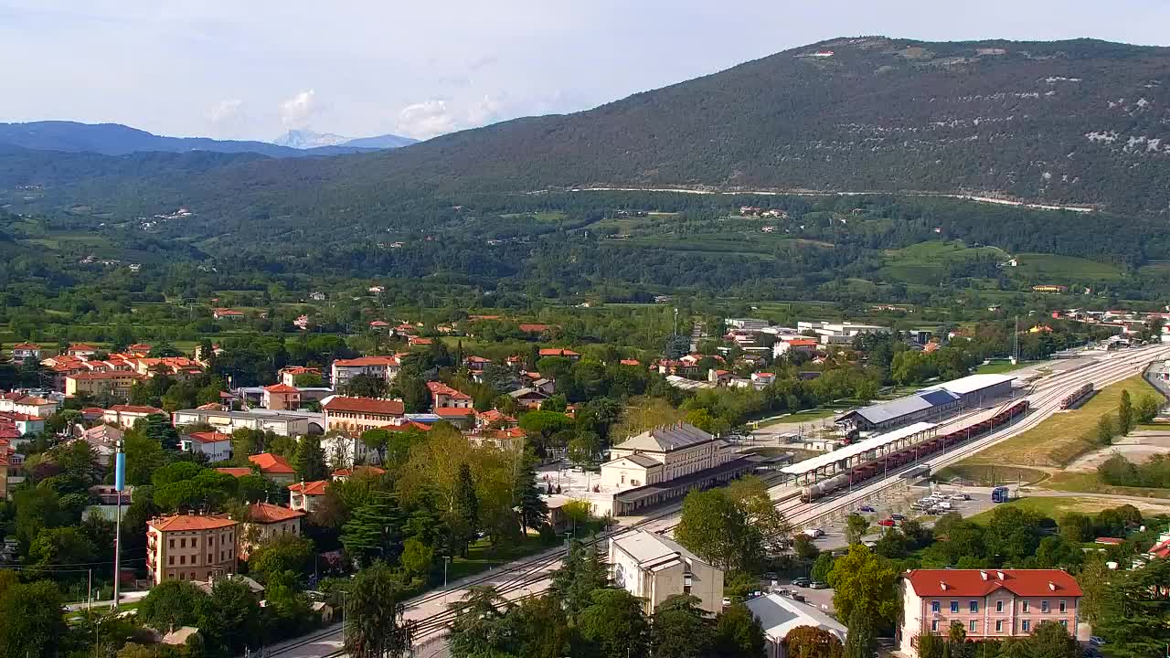 Nova Gorica e Gorizia: Panorama Mozzafiato dal Convento Francescano di Castagnevizza