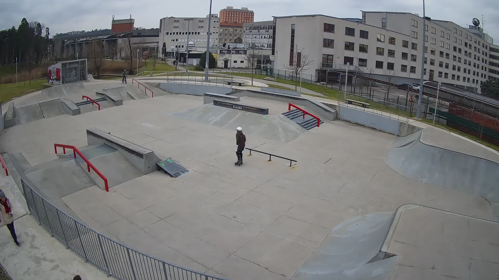 Skate park Nova Gorica spletna kamera