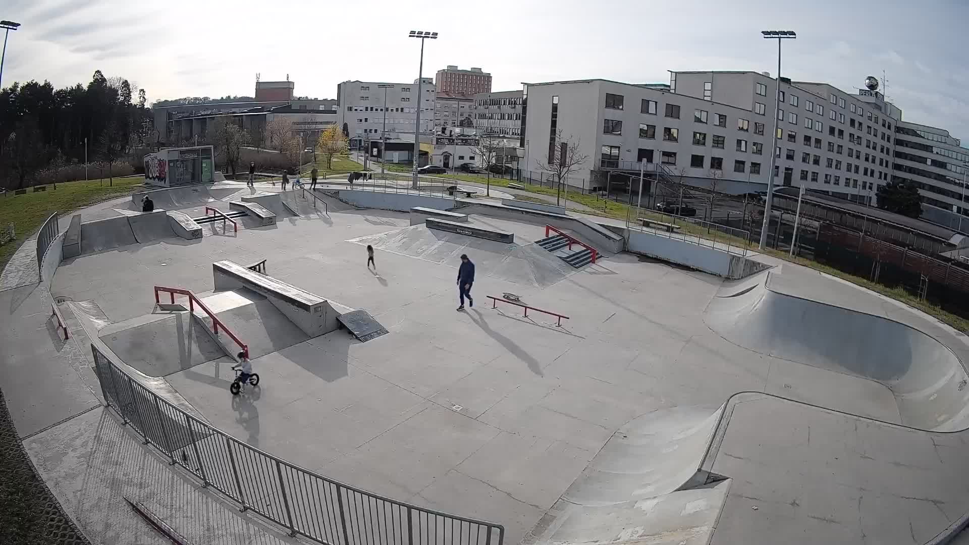 Skate park Nova Gorica spletna kamera