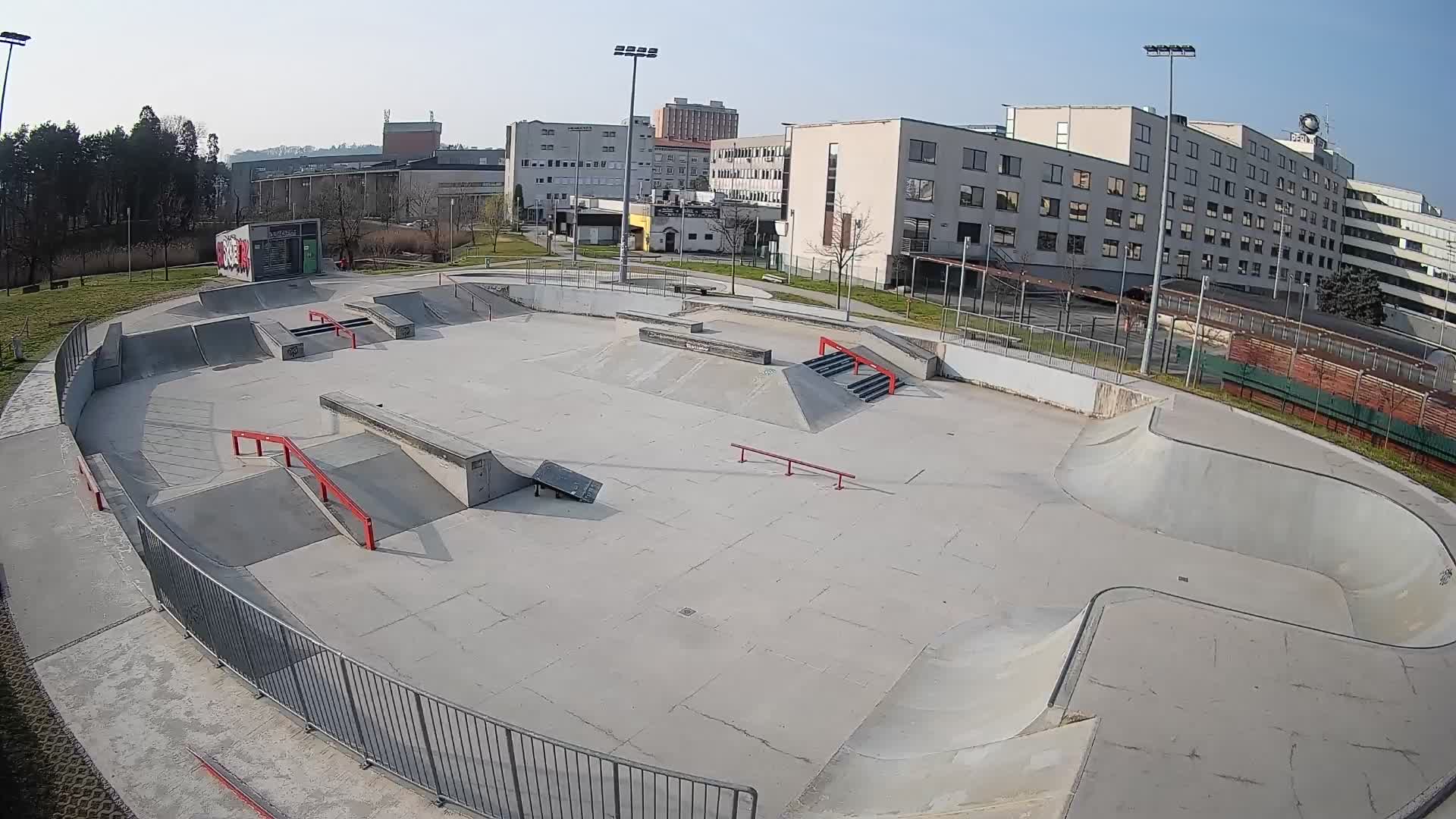 Skate park Nova Gorica spletna kamera