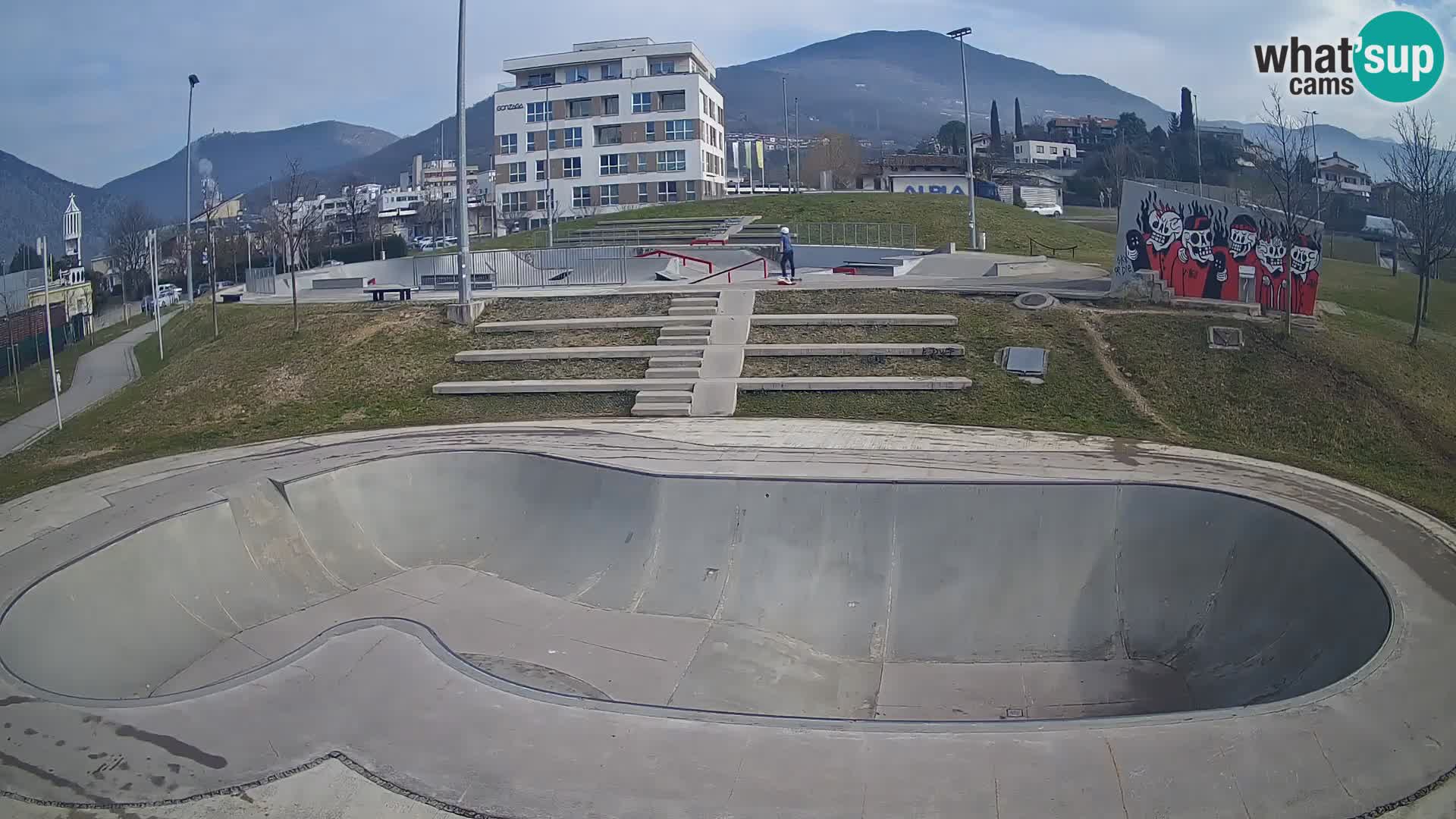 Skate park web kamera Nova Gorica – Slovenia