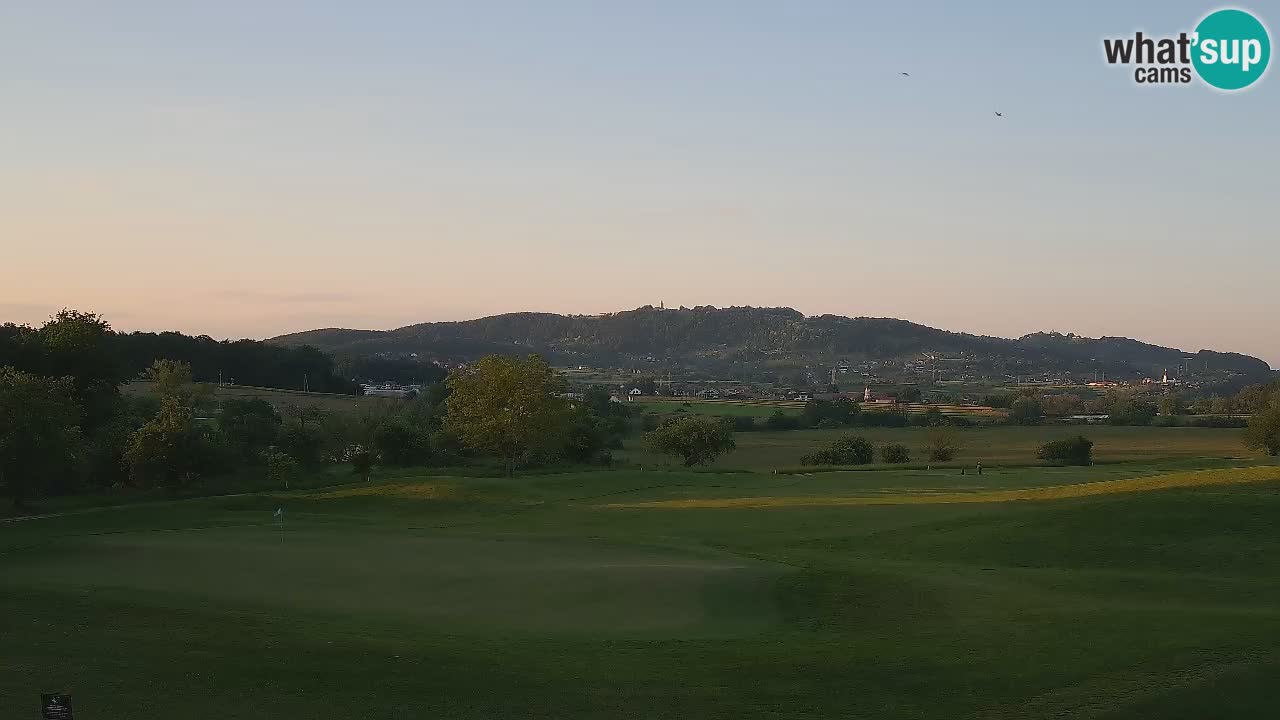 Doživite predivne poglede na Golf Grad Otočec uz web kameru – Terme Krka