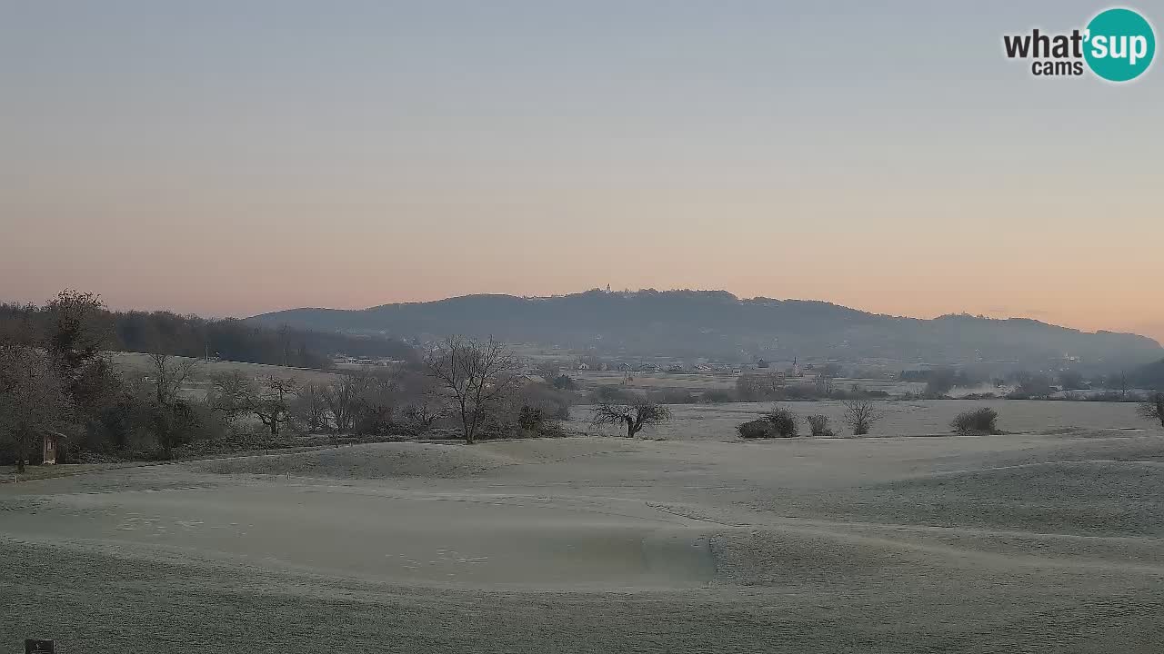 Doživite predivne poglede na Golf Grad Otočec uz web kameru – Terme Krka