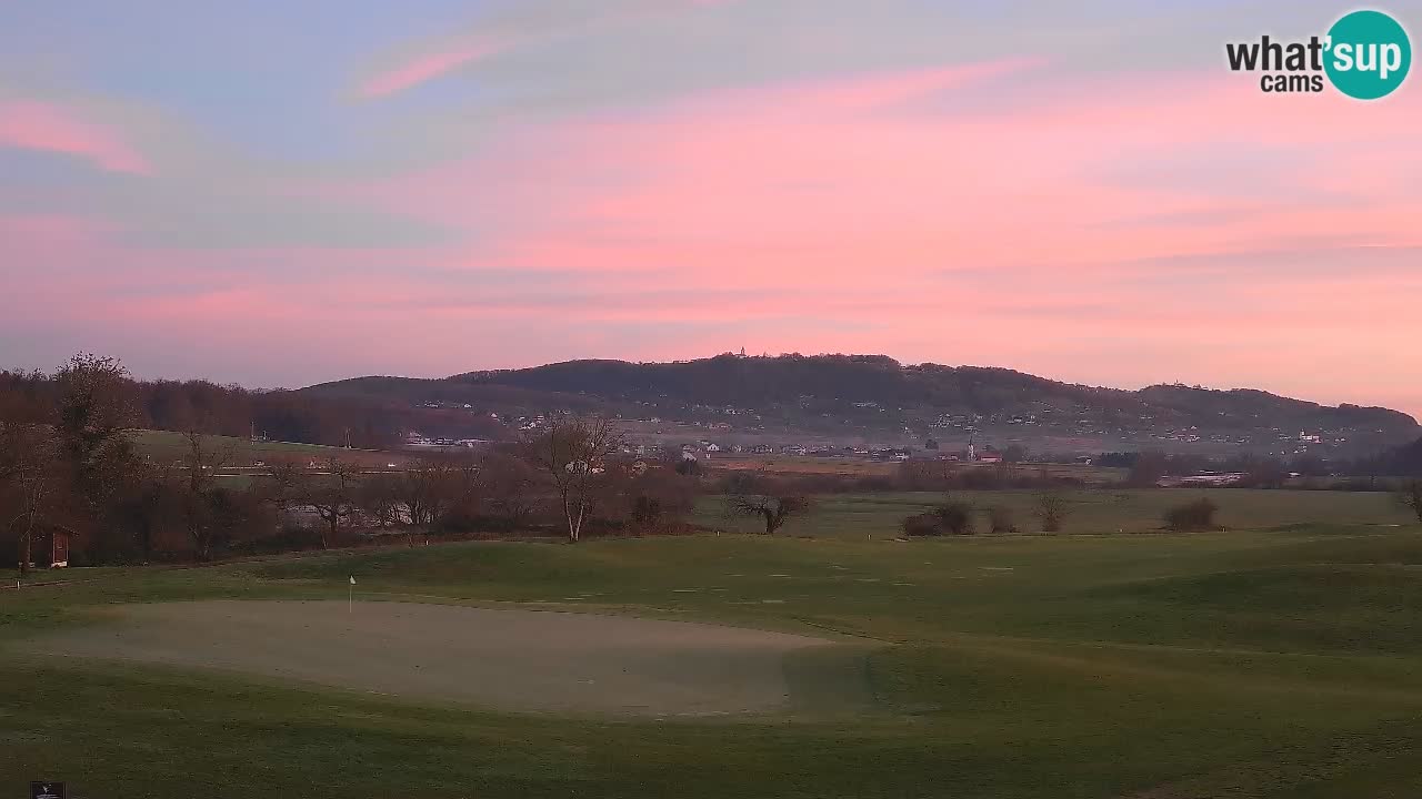 Spletne kamera  Golf Grad Otočec – Terme Krka