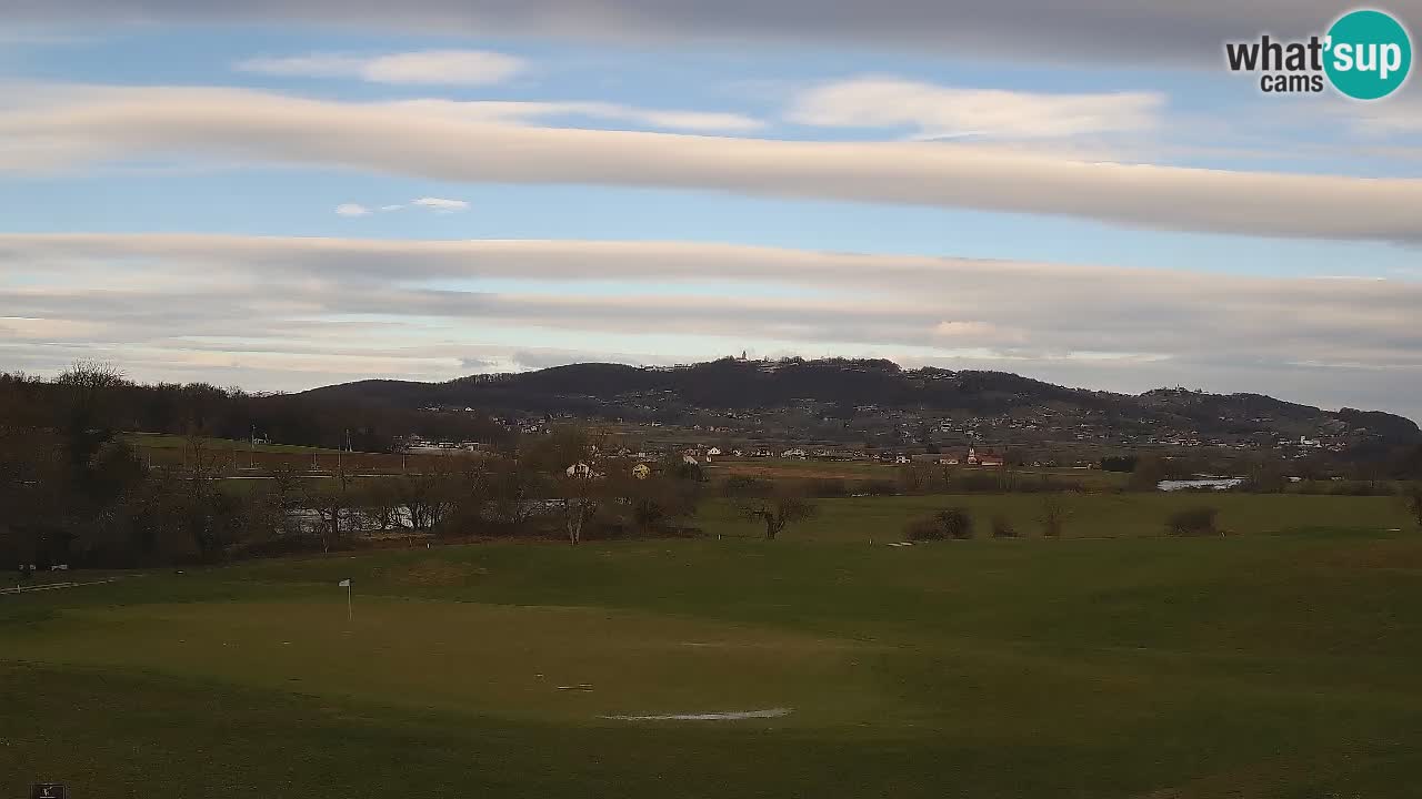 Spletne kamera  Golf Grad Otočec – Terme Krka