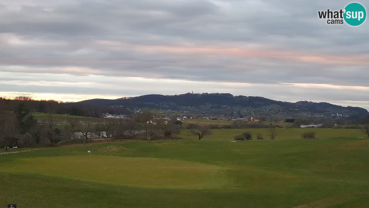 Spletne kamera  Golf Grad Otočec – Terme Krka