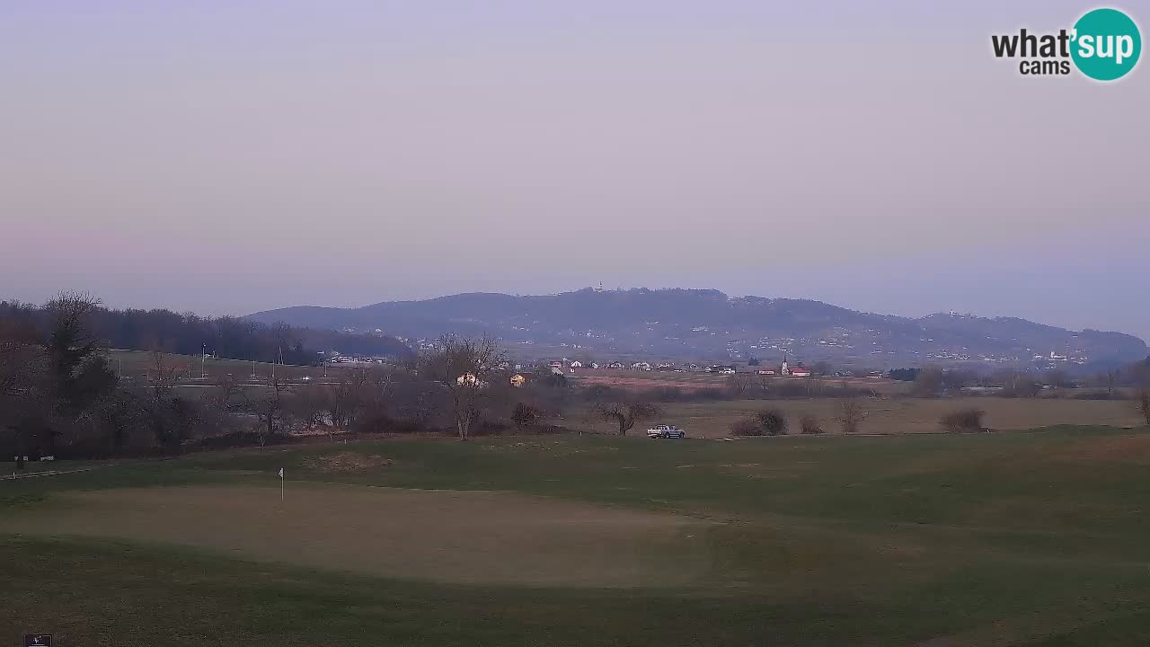 Spletne kamera  Golf Grad Otočec – Terme Krka