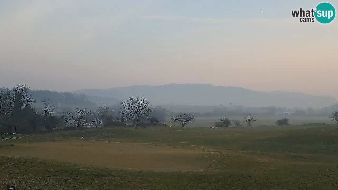 Spletne kamera  Golf Grad Otočec – Terme Krka