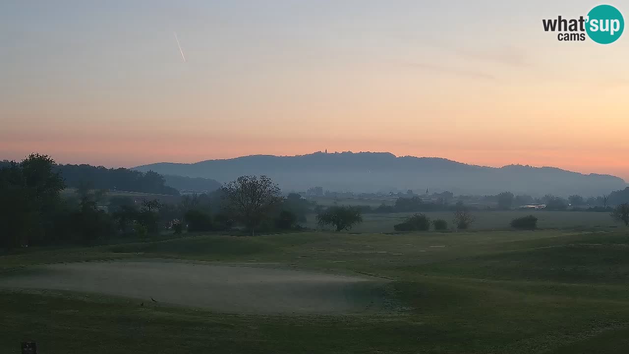 Doživite predivne poglede na Golf Grad Otočec uz web kameru – Terme Krka