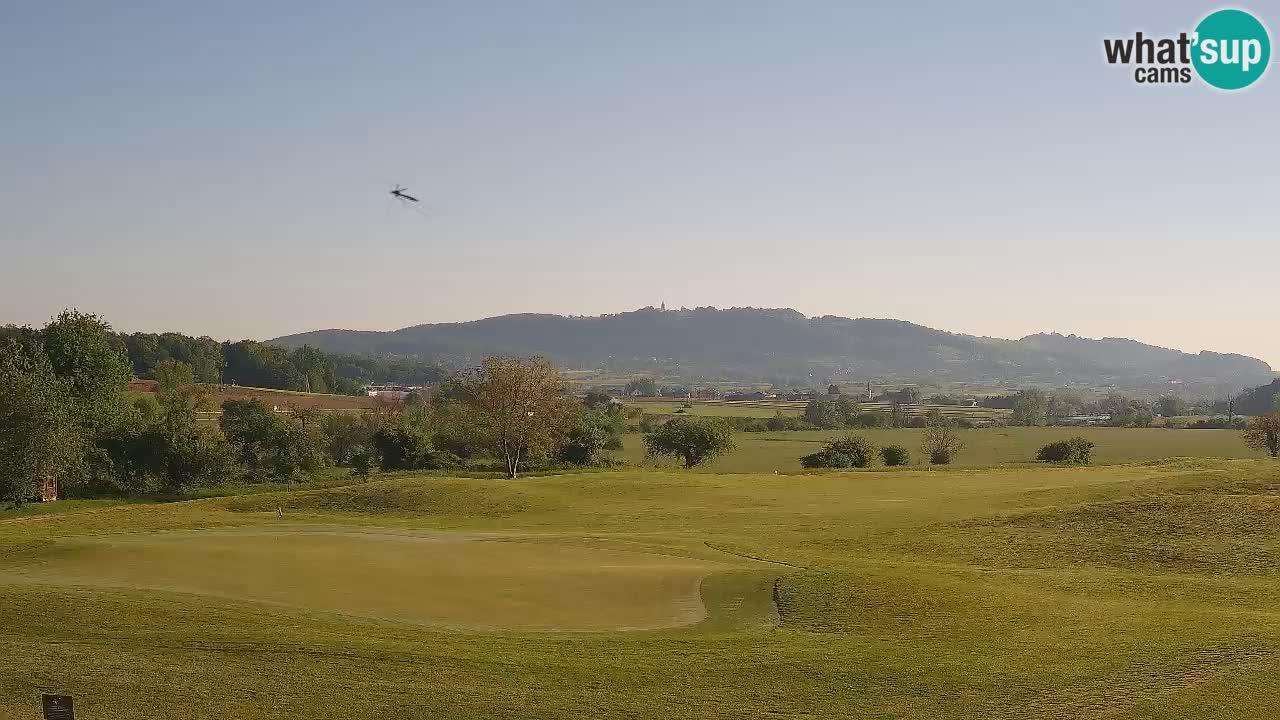 Doživite predivne poglede na Golf Grad Otočec uz web kameru – Terme Krka