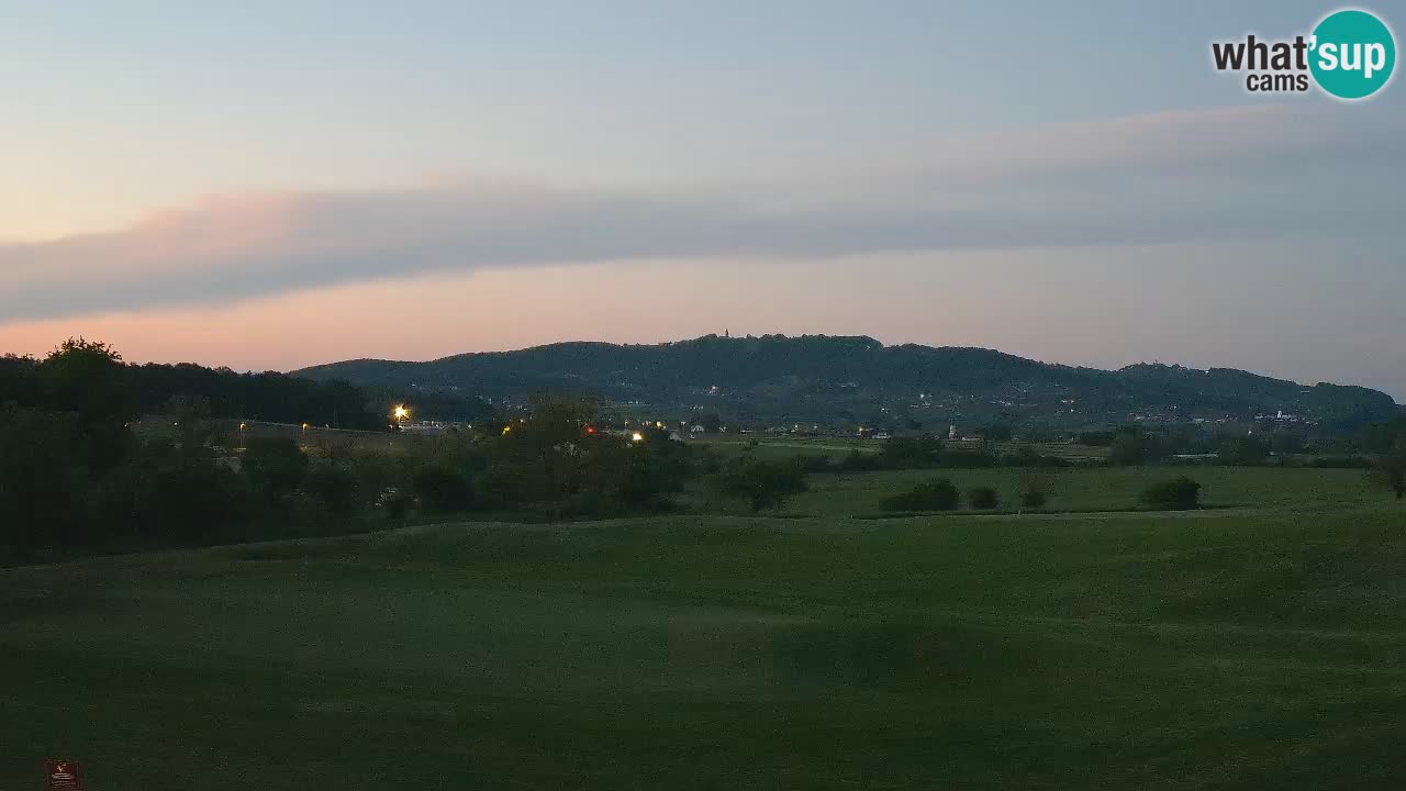 Doživite predivne poglede na Golf Grad Otočec uz web kameru – Terme Krka