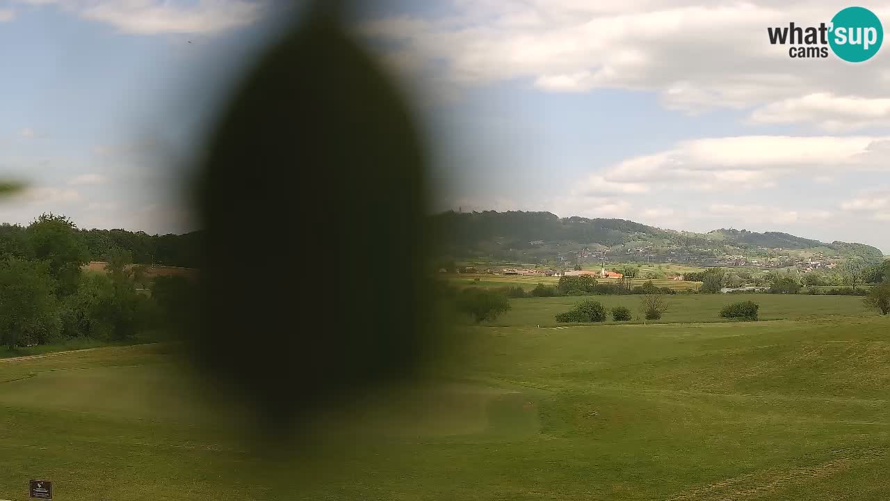 Doživite predivne poglede na Golf Grad Otočec uz web kameru – Terme Krka