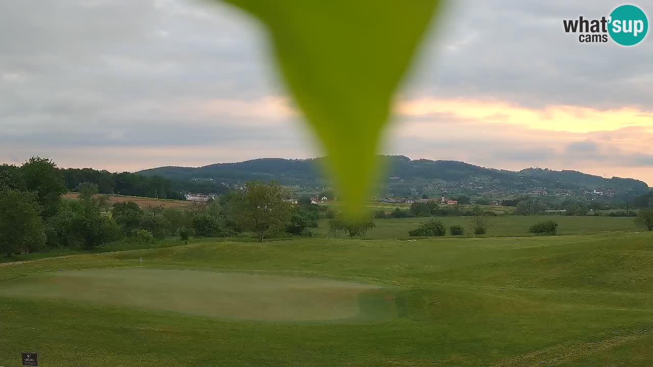 Spletne kamera  Golf Grad Otočec – Terme Krka