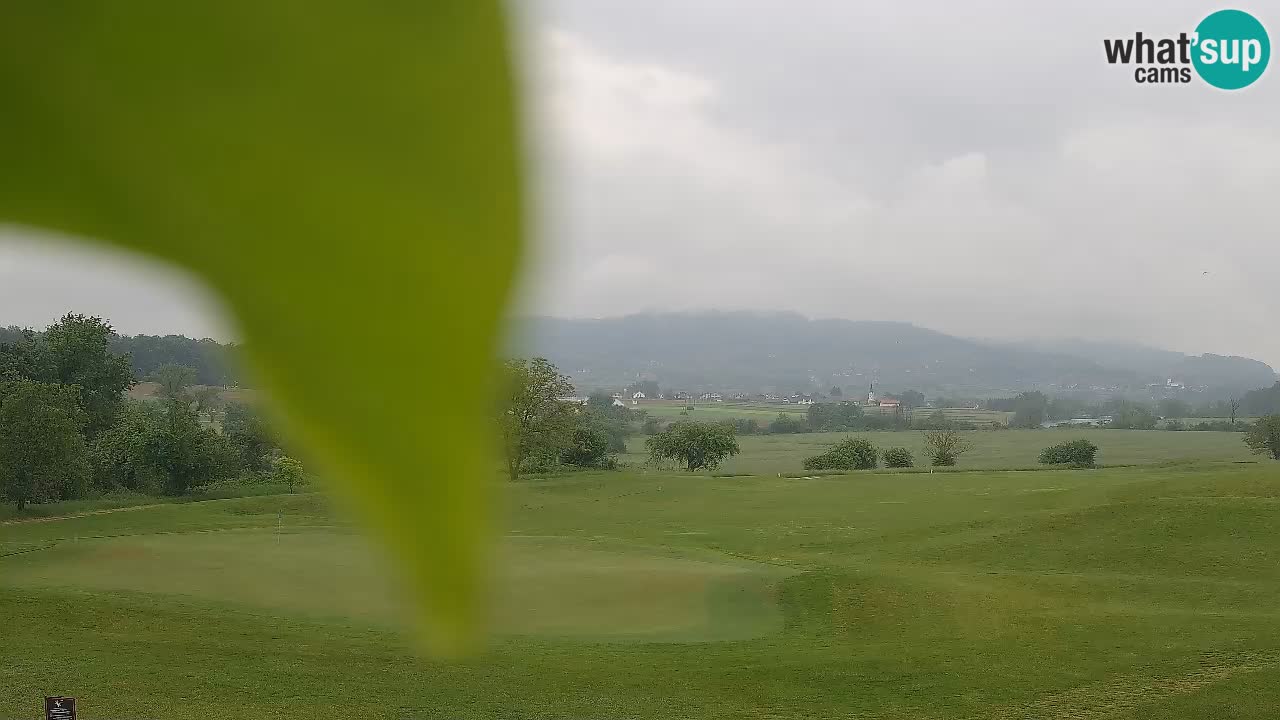 Spletne kamera  Golf Grad Otočec – Terme Krka