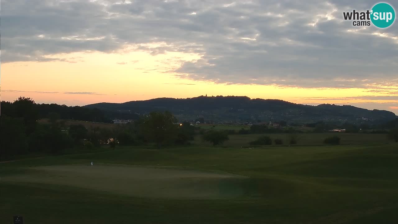 Doživite predivne poglede na Golf Grad Otočec uz web kameru – Terme Krka