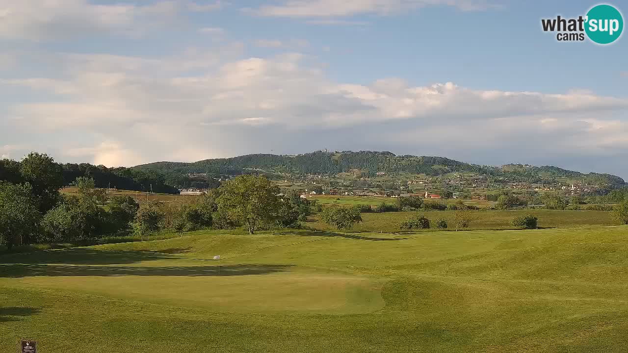Doživite predivne poglede na Golf Grad Otočec uz web kameru – Terme Krka