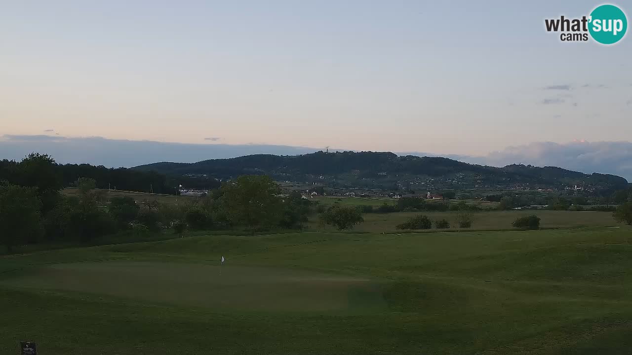 Spletne kamera  Golf Grad Otočec – Terme Krka