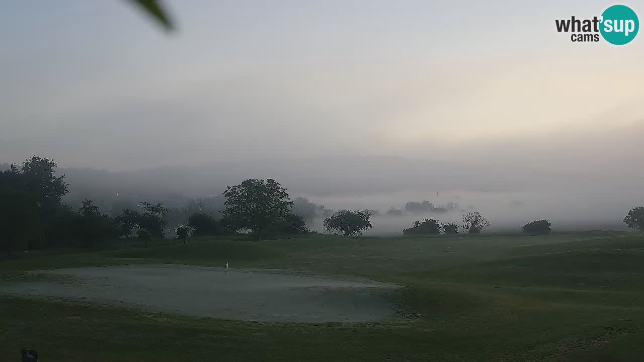 Doživite predivne poglede na Golf Grad Otočec uz web kameru – Terme Krka