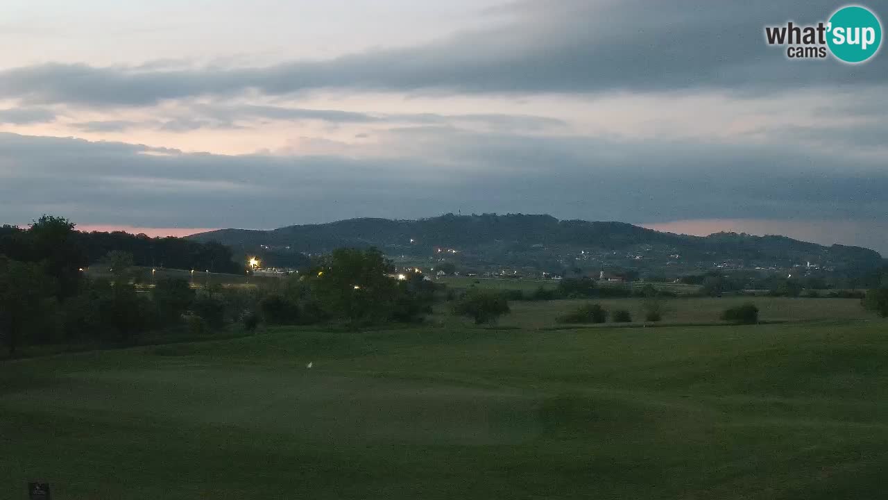 Doživite predivne poglede na Golf Grad Otočec uz web kameru – Terme Krka