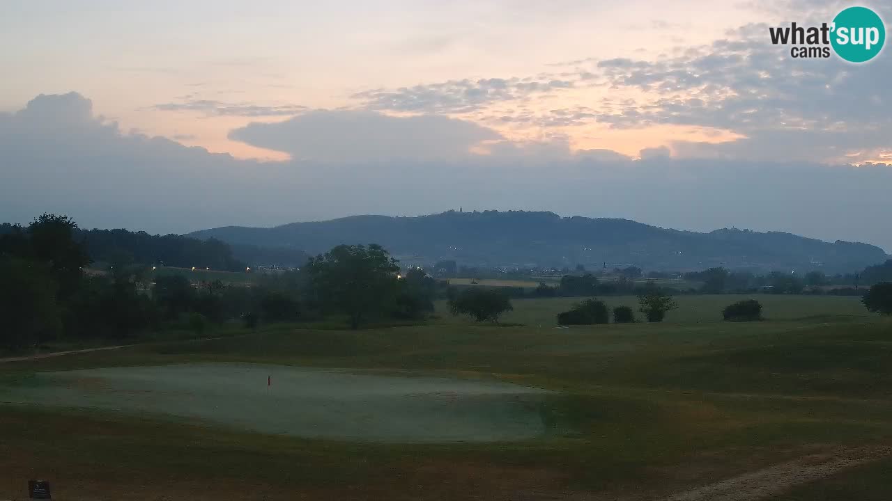 Doživite predivne poglede na Golf Grad Otočec uz web kameru – Terme Krka