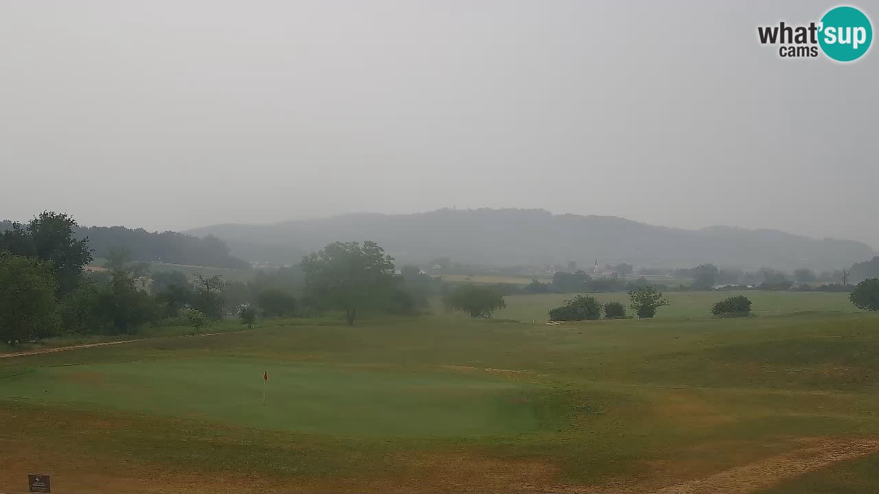 Doživite predivne poglede na Golf Grad Otočec uz web kameru – Terme Krka