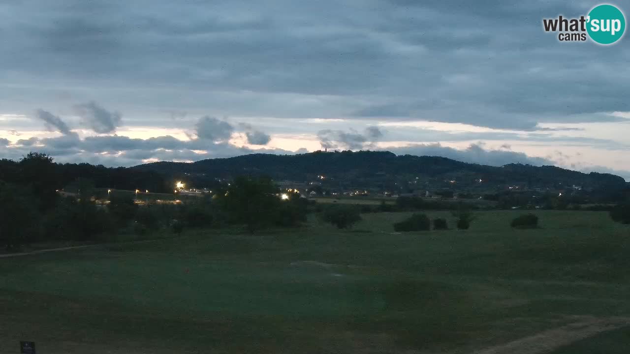 Doživite predivne poglede na Golf Grad Otočec uz web kameru – Terme Krka