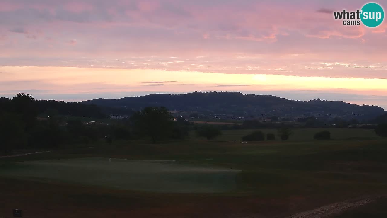 Doživite predivne poglede na Golf Grad Otočec uz web kameru – Terme Krka