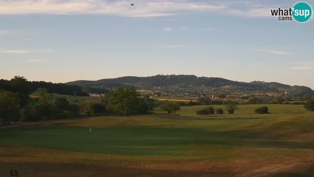 Doživite predivne poglede na Golf Grad Otočec uz web kameru – Terme Krka