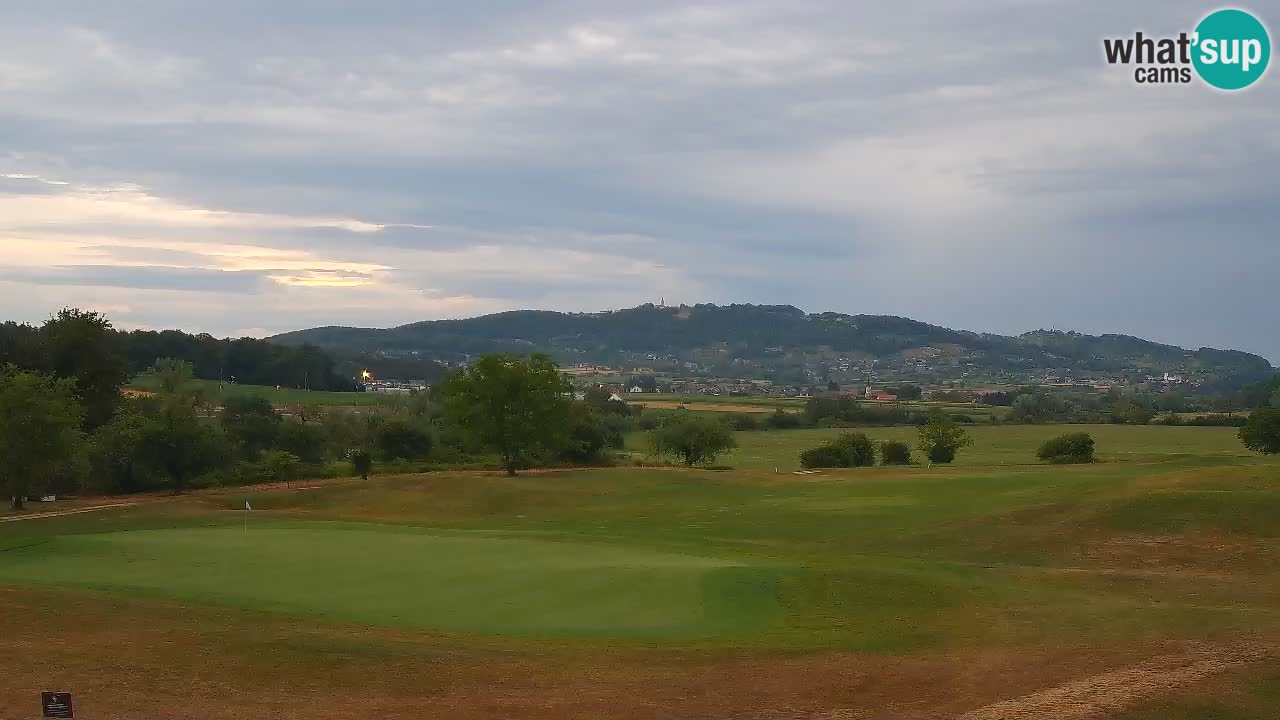 Doživite predivne poglede na Golf Grad Otočec uz web kameru – Terme Krka