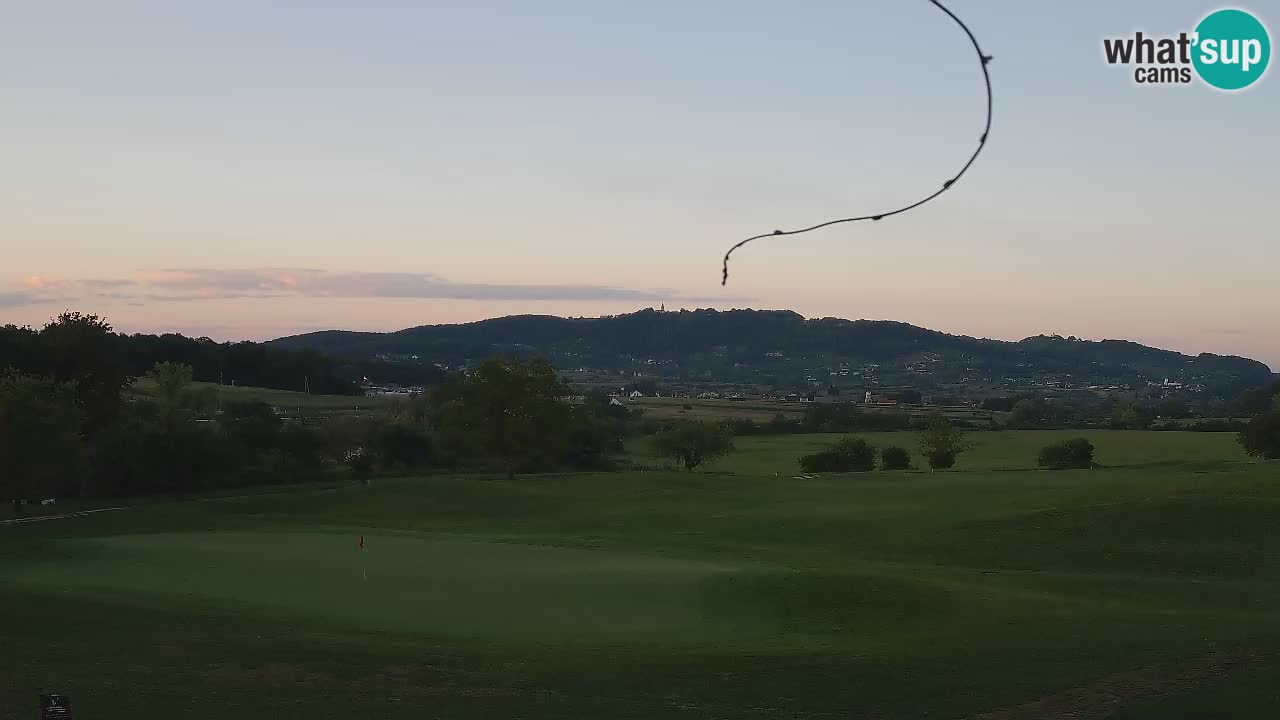 Doživite predivne poglede na Golf Grad Otočec uz web kameru – Terme Krka
