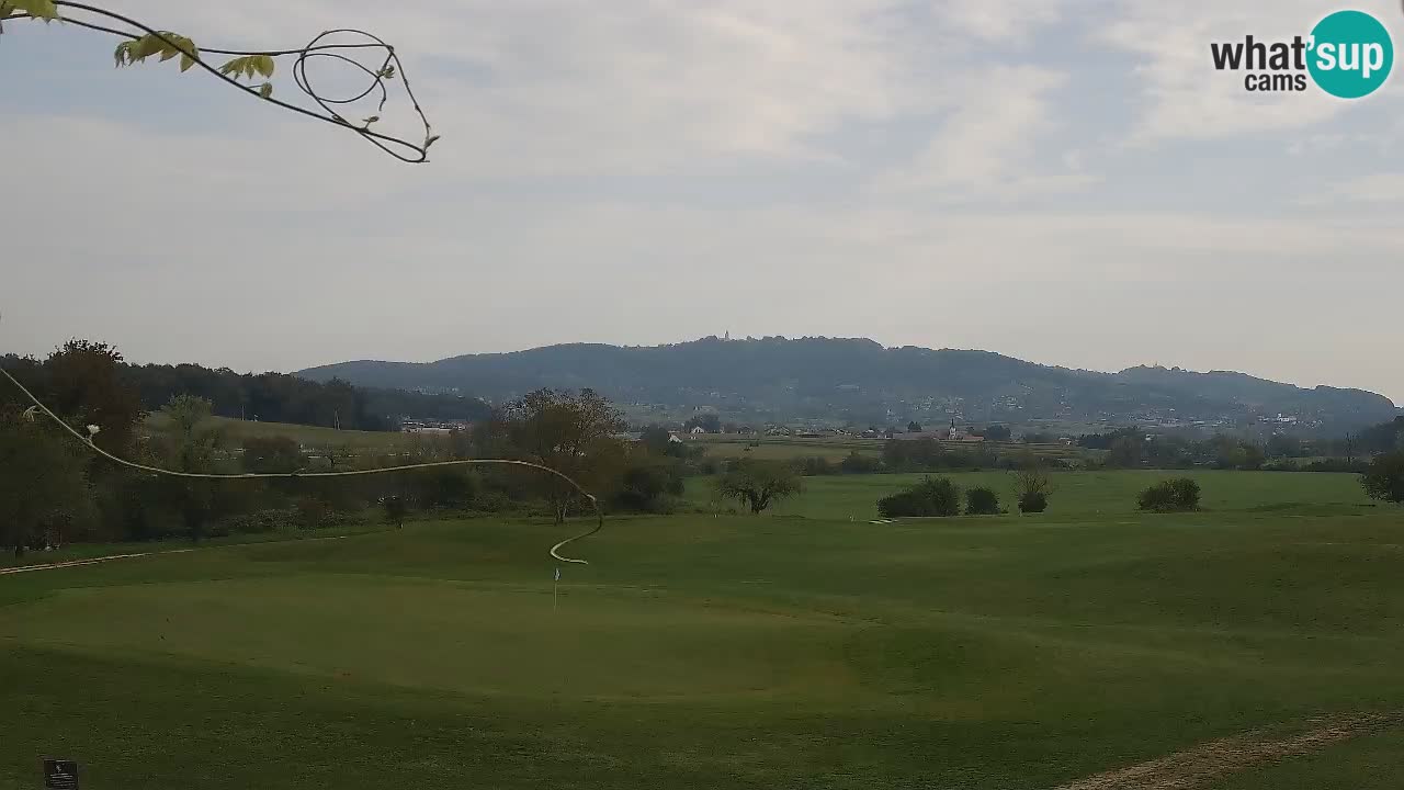 Doživite predivne poglede na Golf Grad Otočec uz web kameru – Terme Krka