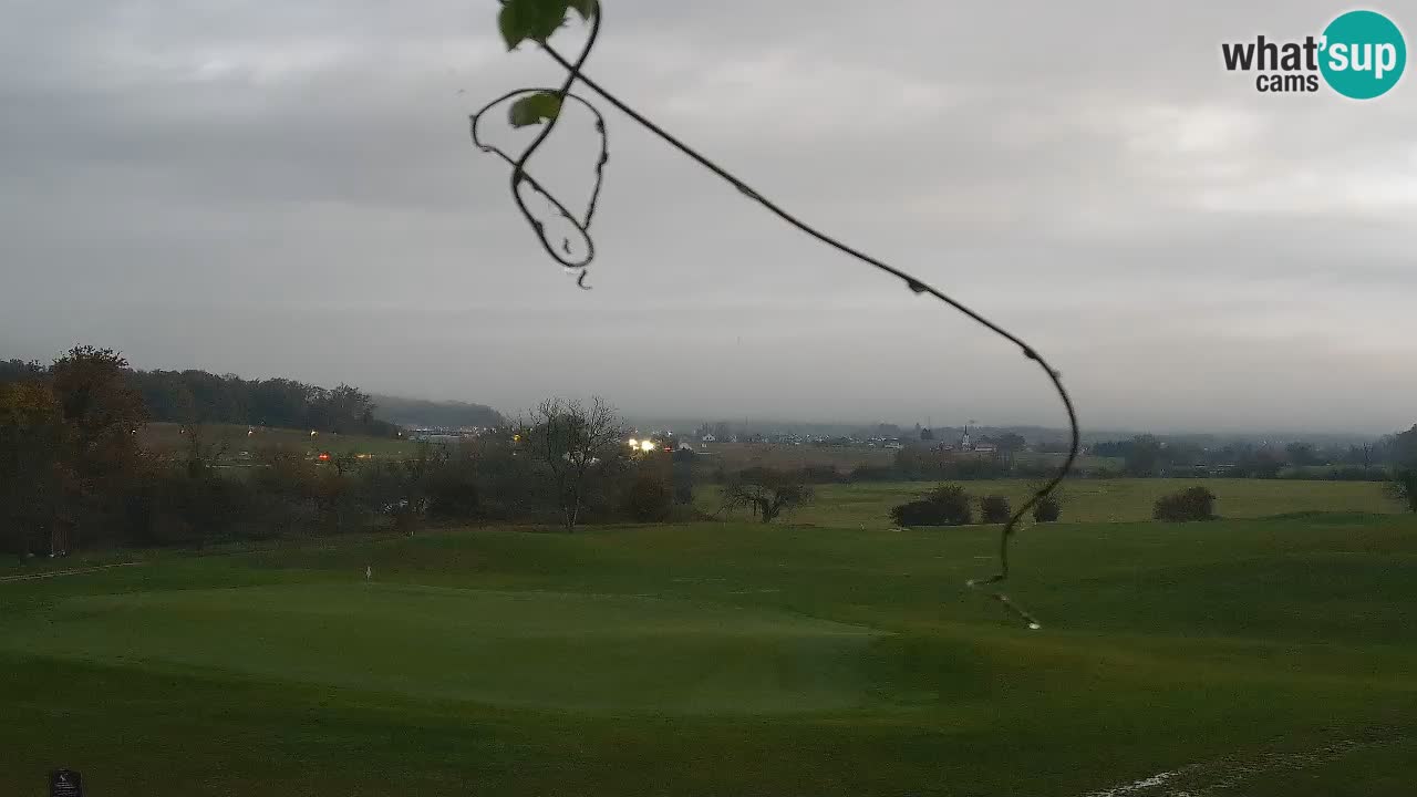 Spletne kamera  Golf Grad Otočec – Terme Krka