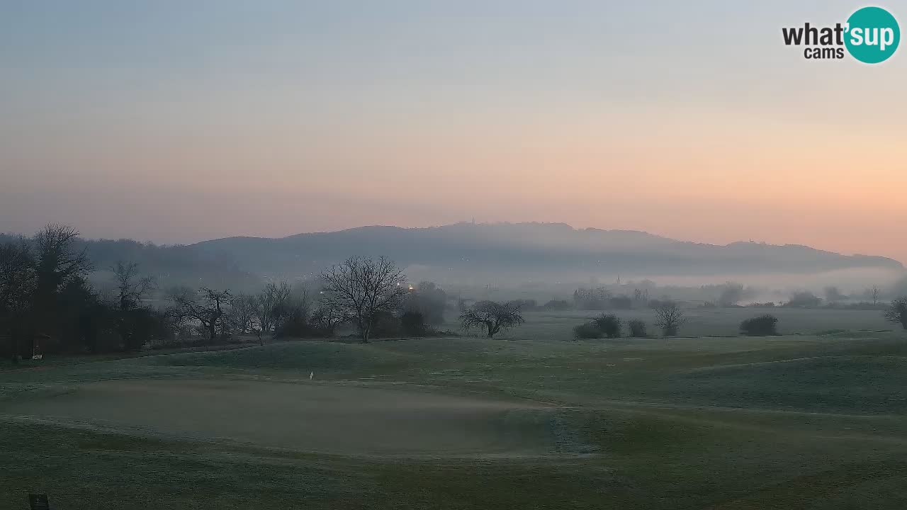 Spletne kamera  Golf Grad Otočec – Terme Krka