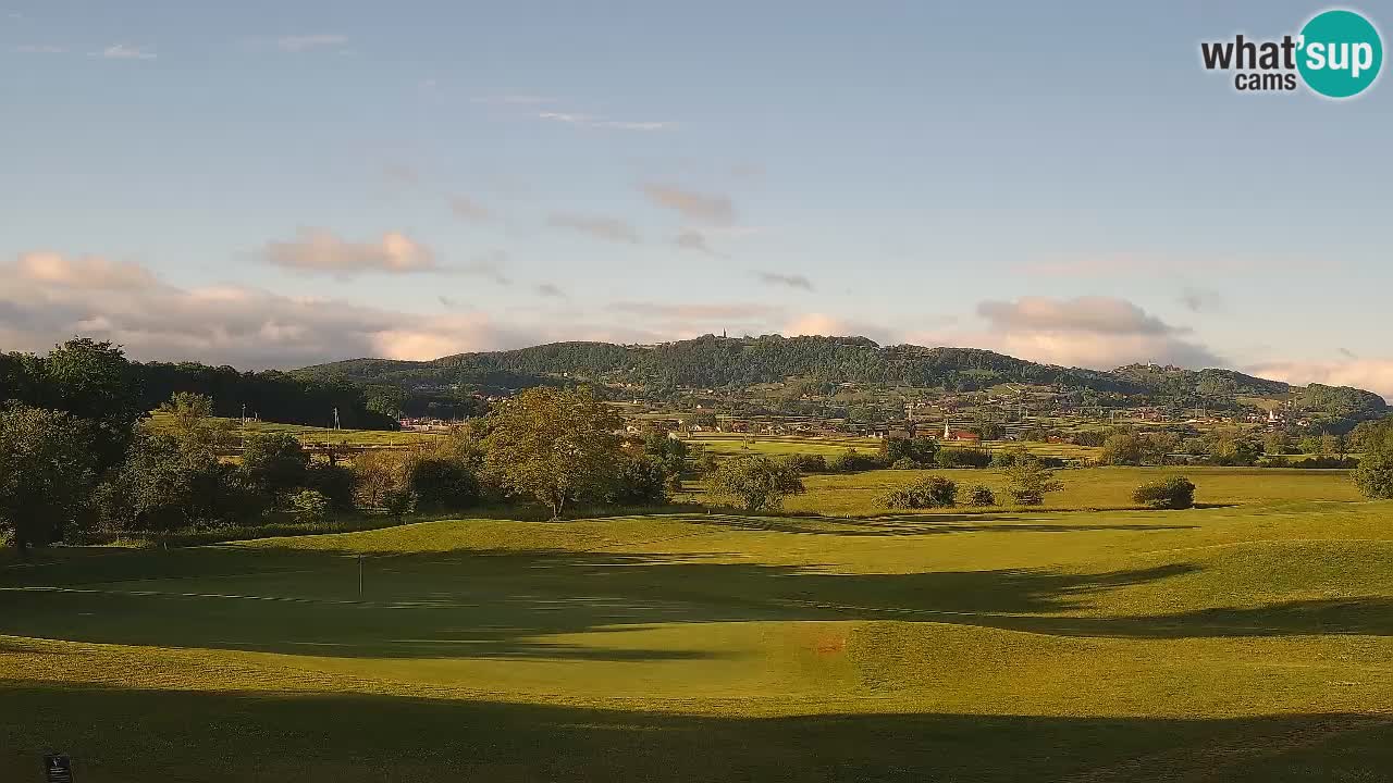 Spletne kamera Golf Grad Otočec – Terme Krka